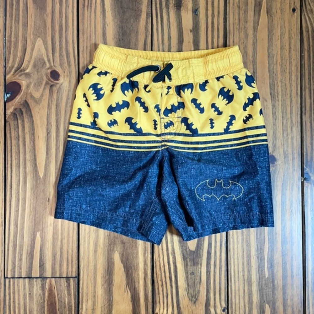 Batman Swim Shorts Size 5‎